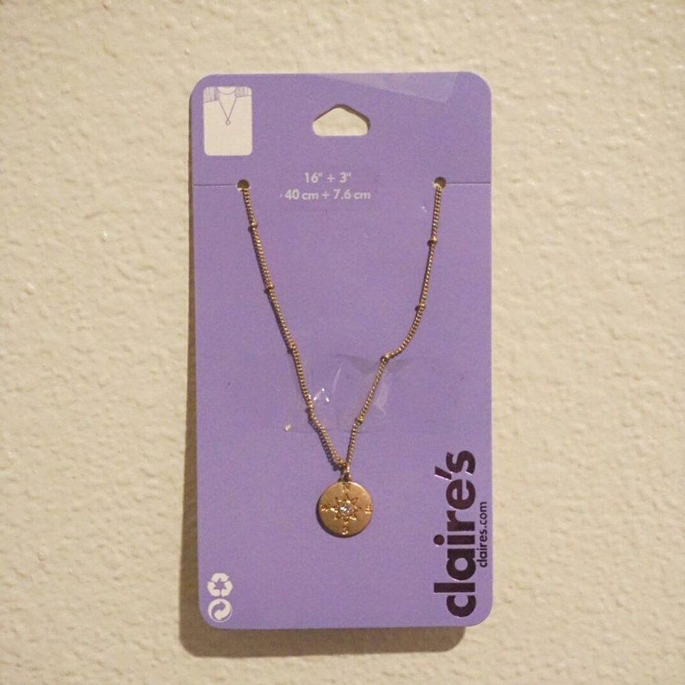 NWT Claire's Compass necklace